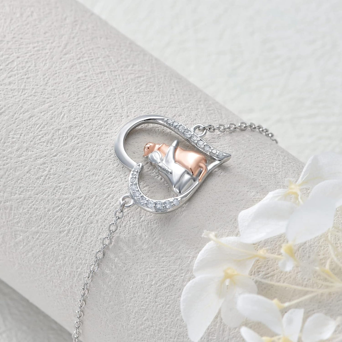 Pulsera de abrazo con perro en plata
