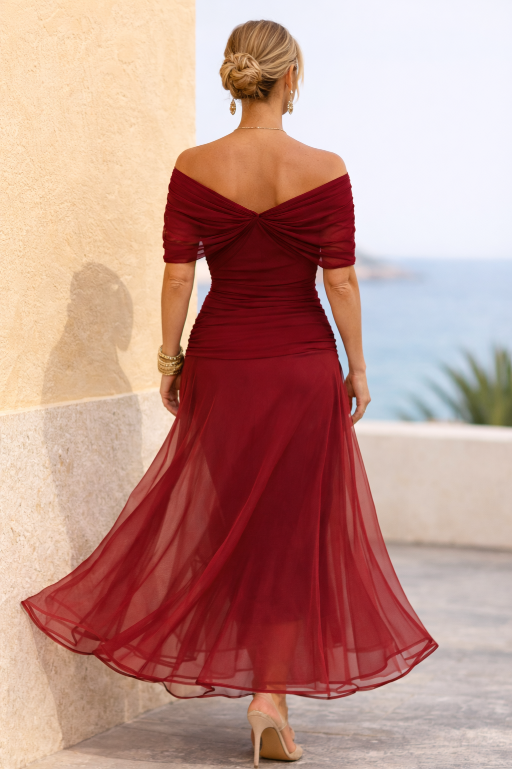 Vestido midi fluido con drapeado