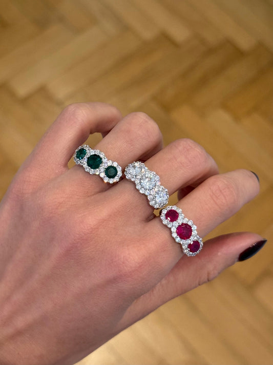 Anillo trilogía de piedras