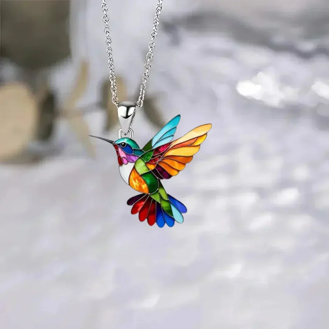 Collar con colgante de colibrí arcoíris