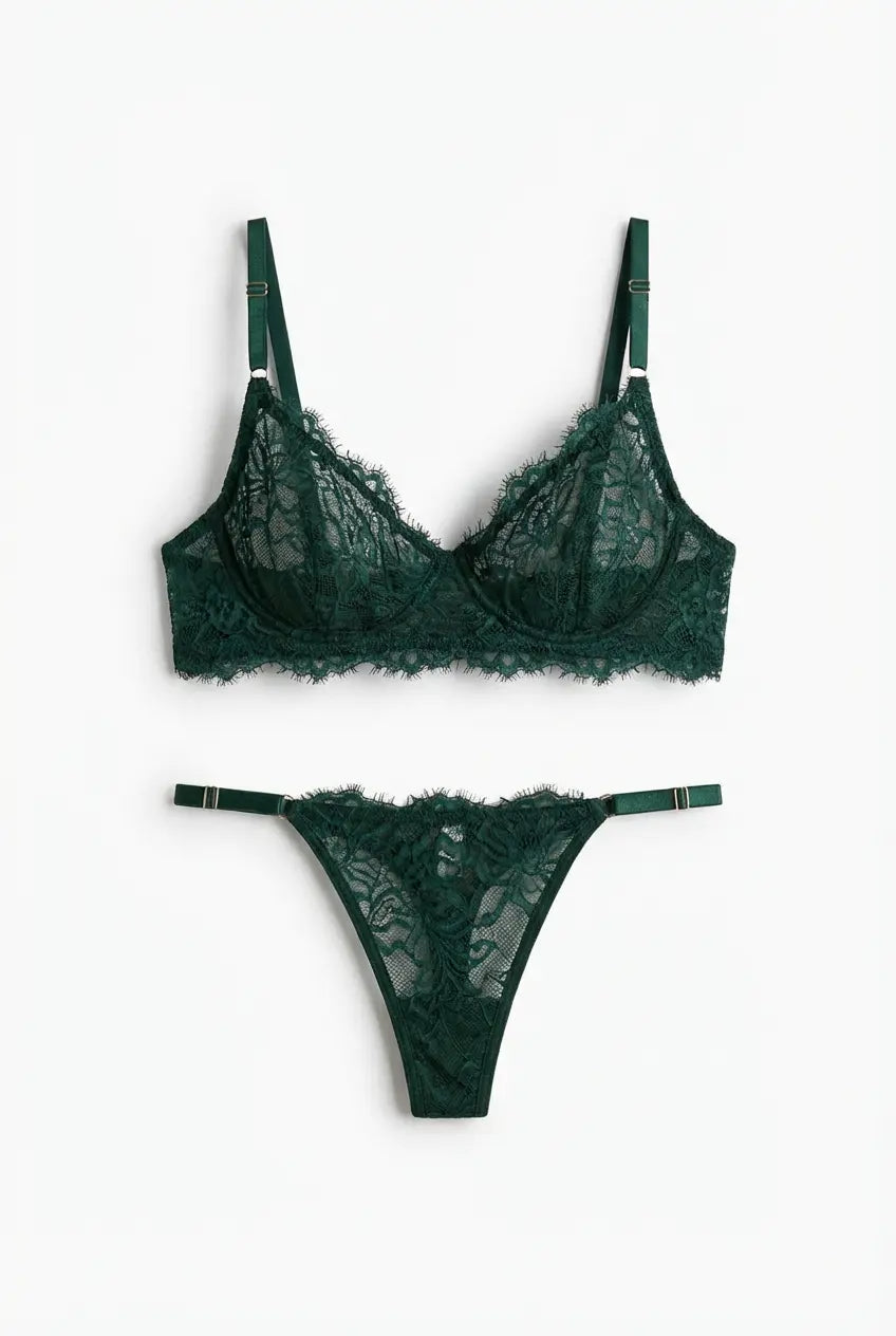 Femme Atelier | Lace Lingerie Set in Green