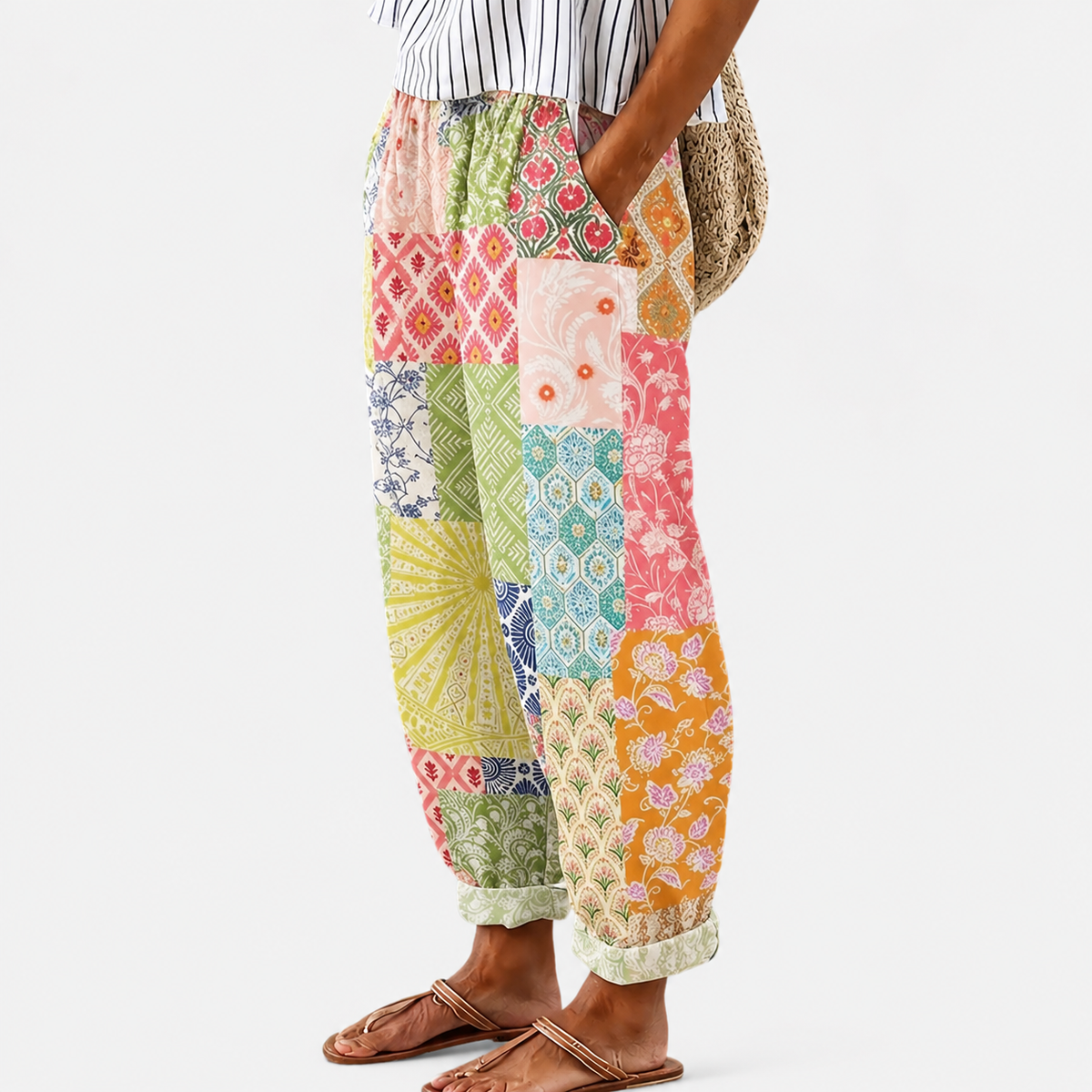 Pantalón cómodo con estampado mosaico