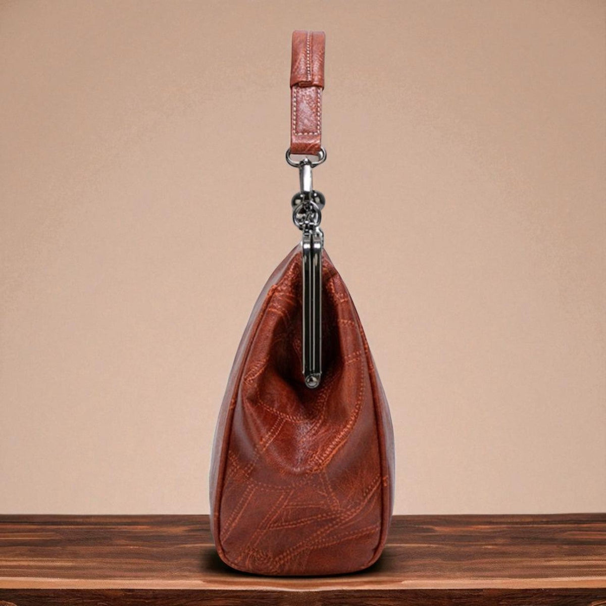 Bolsa vintage con cierre kiss-lock