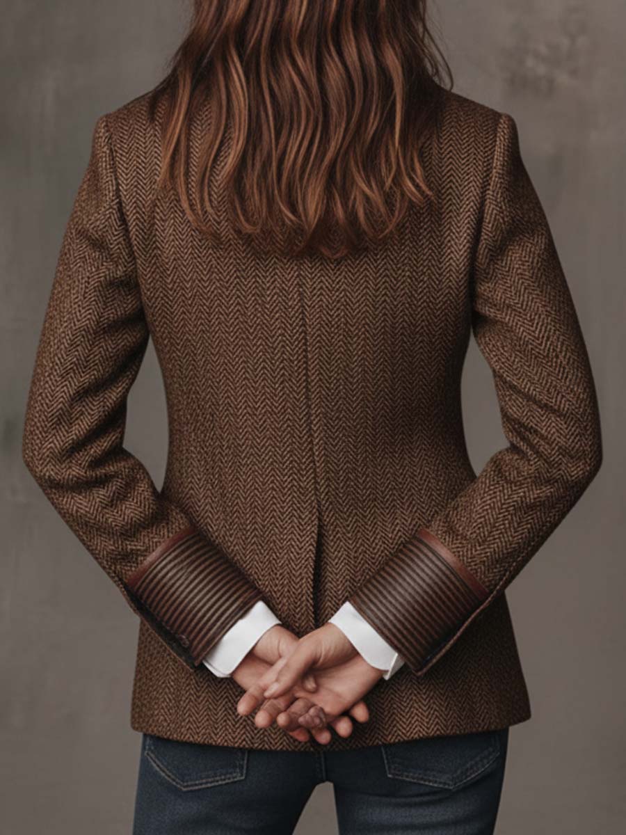 Blazer con paneles estampados en contraste