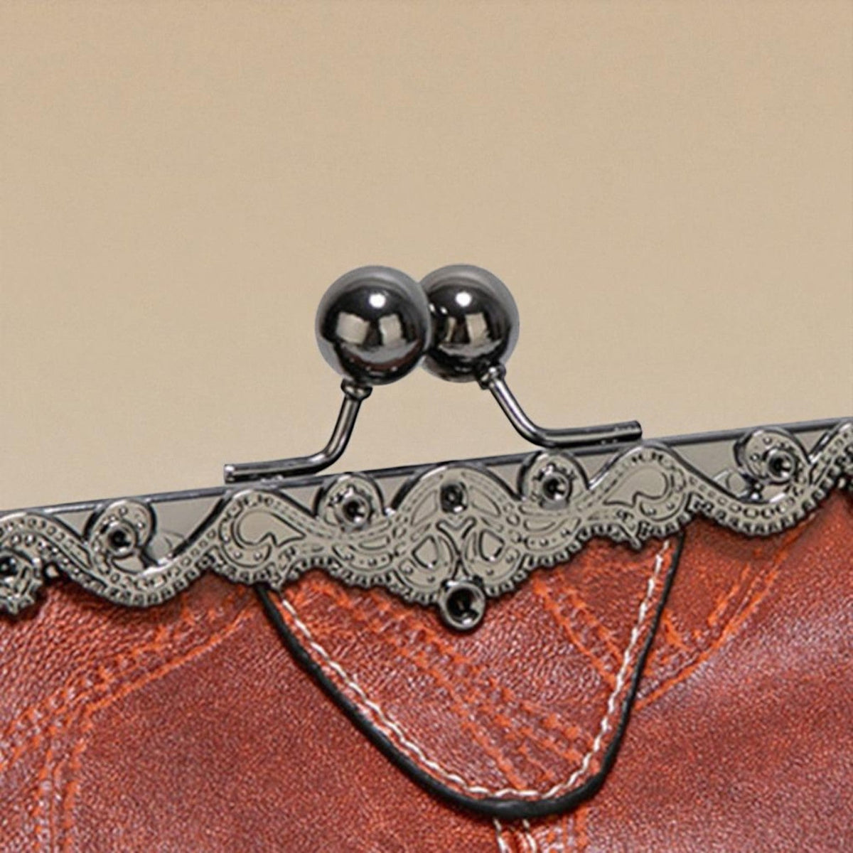 Bolsa vintage con cierre kiss-lock