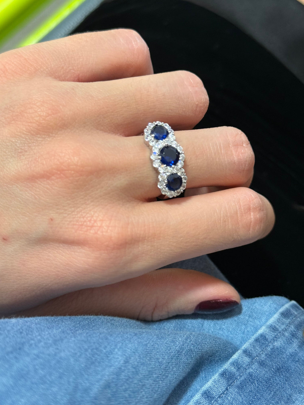Anillo trilogía de piedras