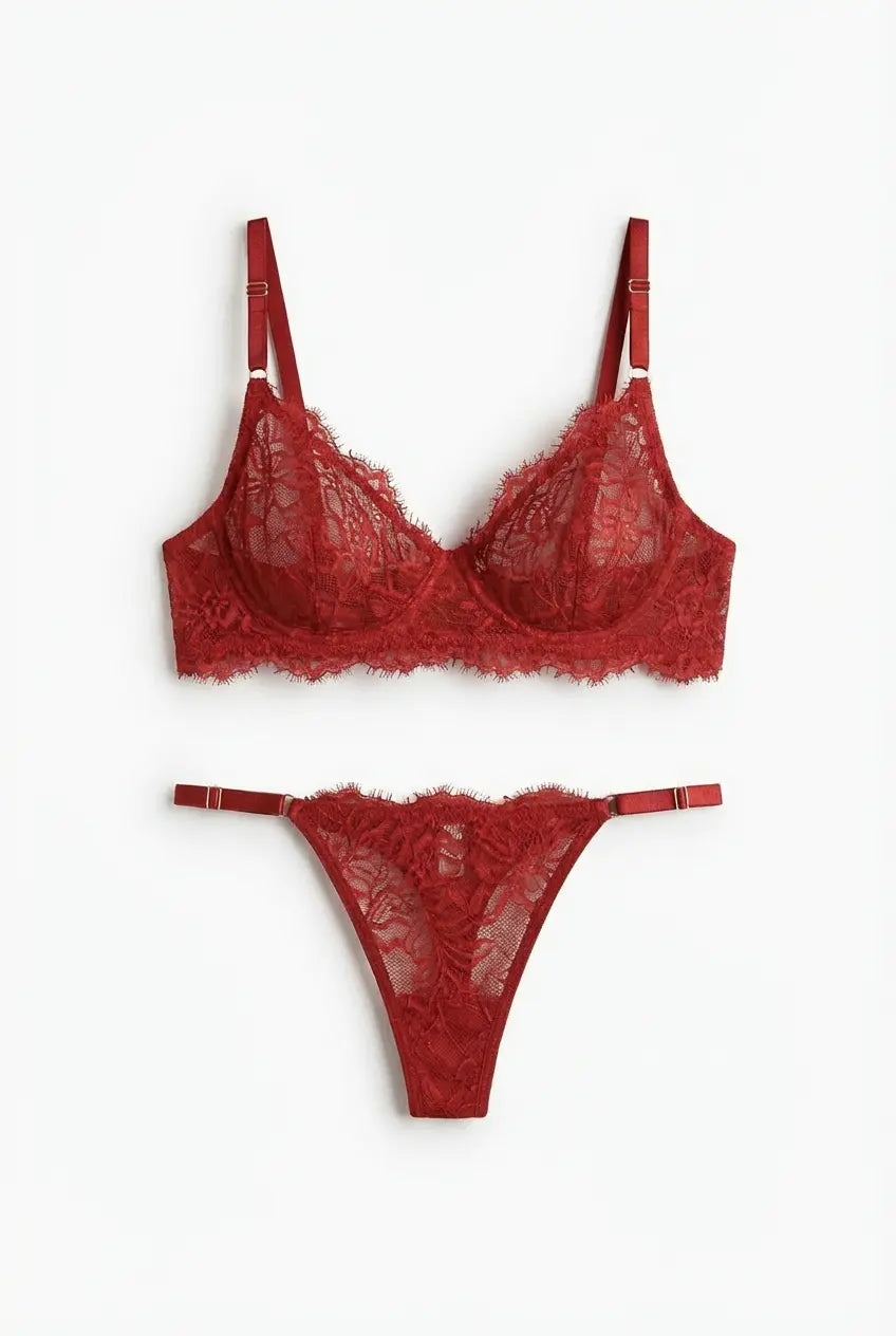 Femme Atelier | Lace Lingerie Set in Red