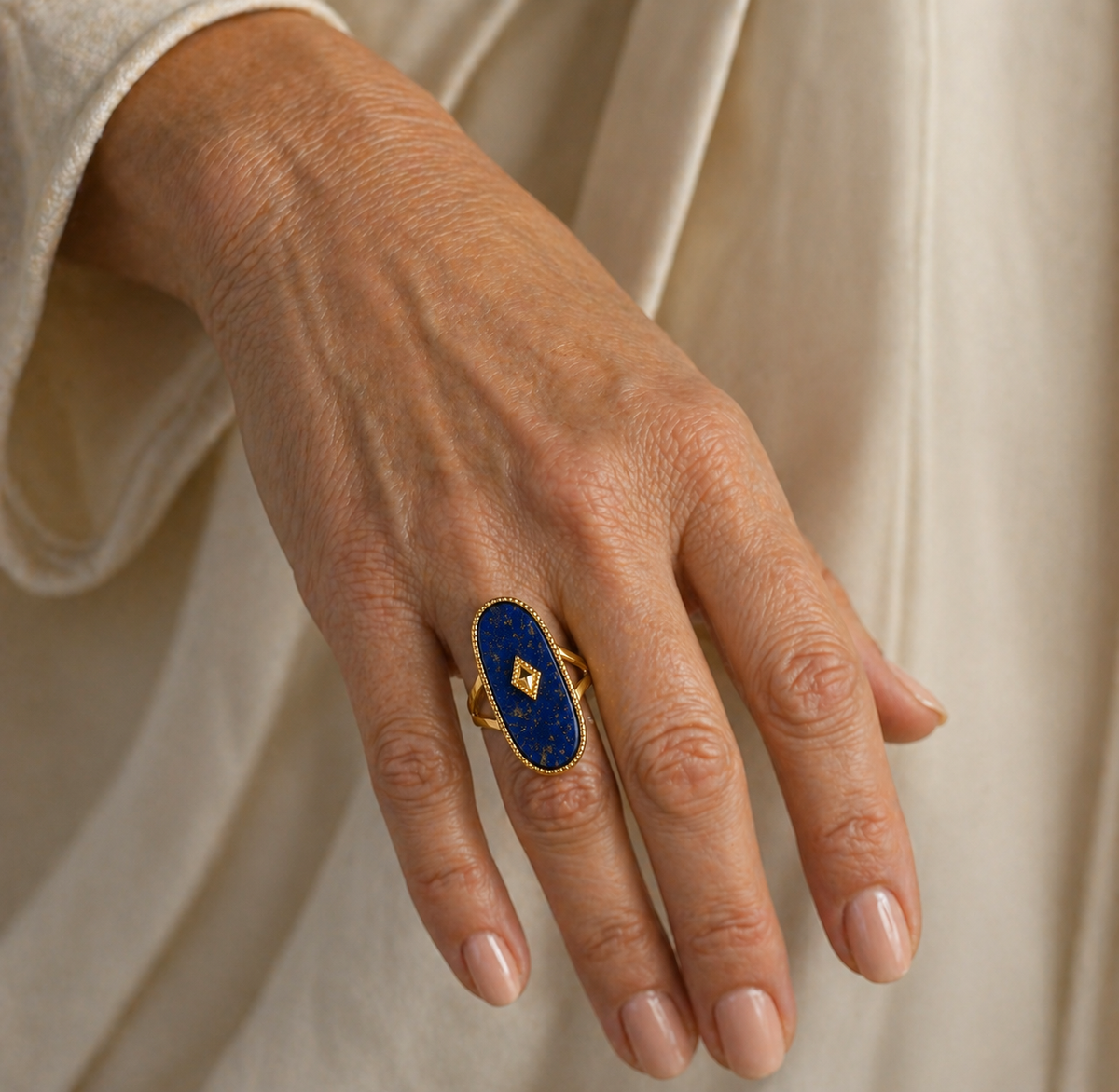 Anillo de lapislázuli