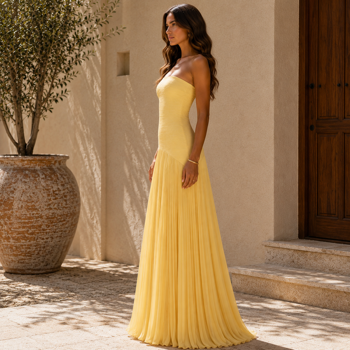 Vestido largo plisado sin tirantes