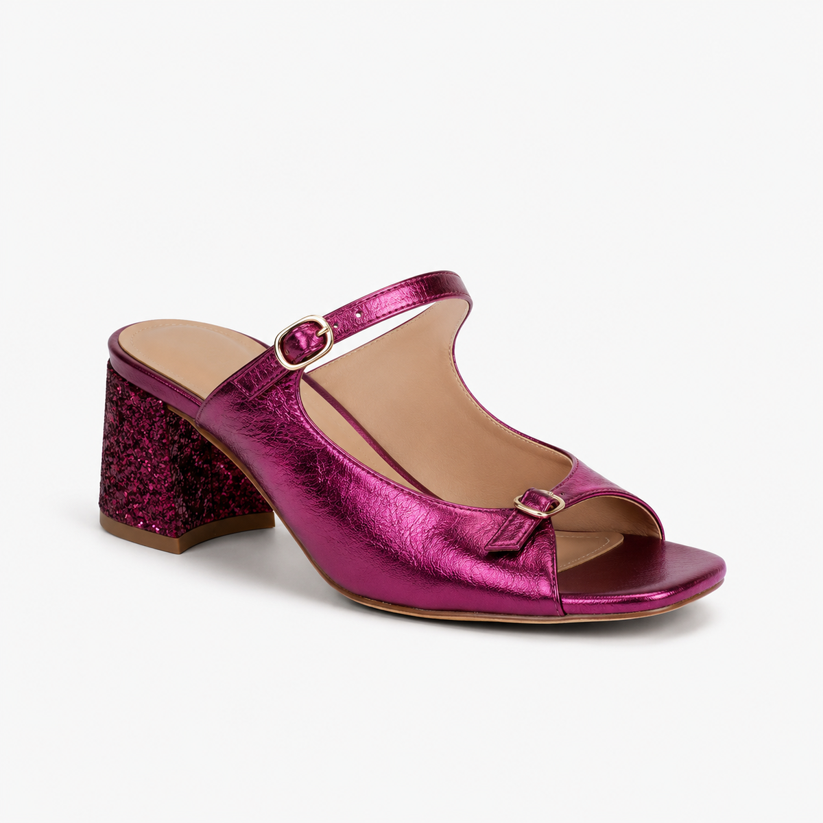 Sandalias elegantes de tacón