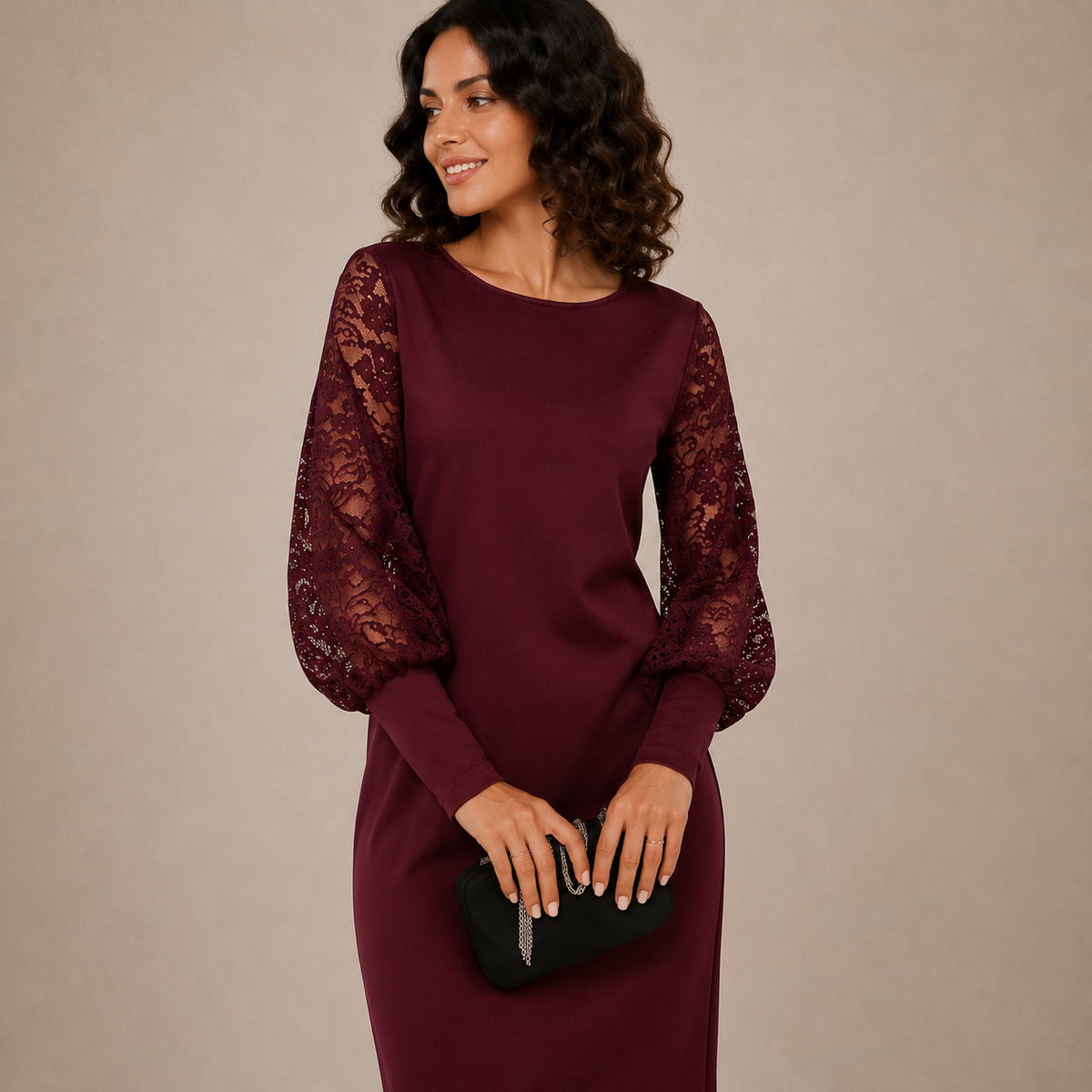Vestido midi con mangas de encaje