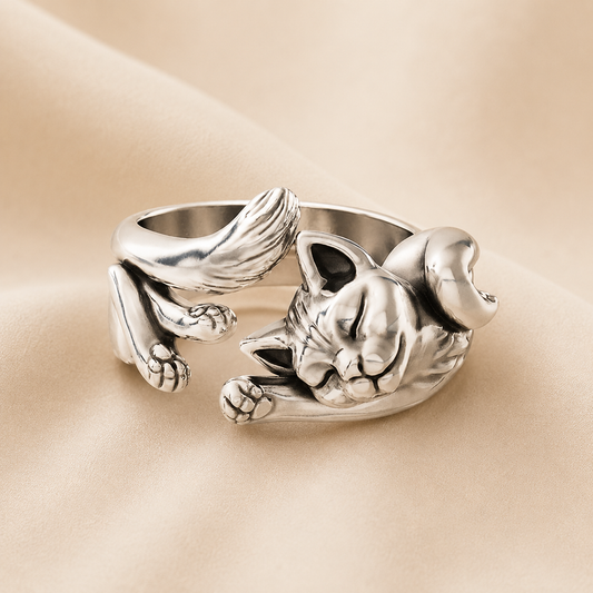 Anillo de gato en plata pulida