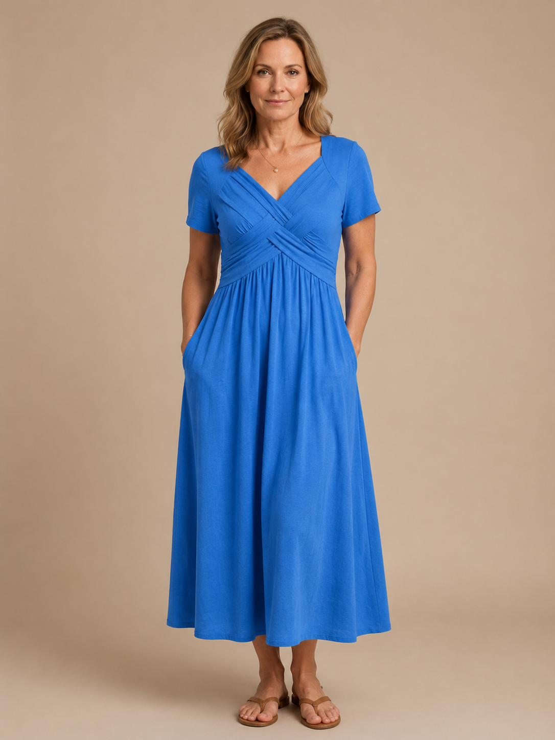 Elegante vestido midi con silueta cruzada