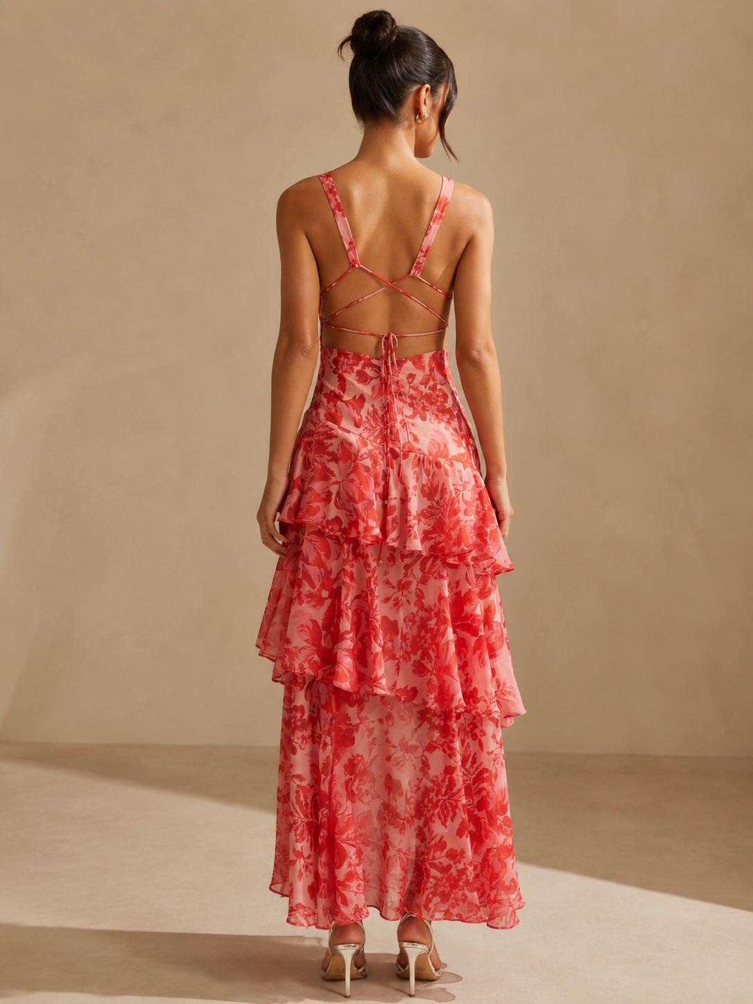 Vestido de gasa con escote en V