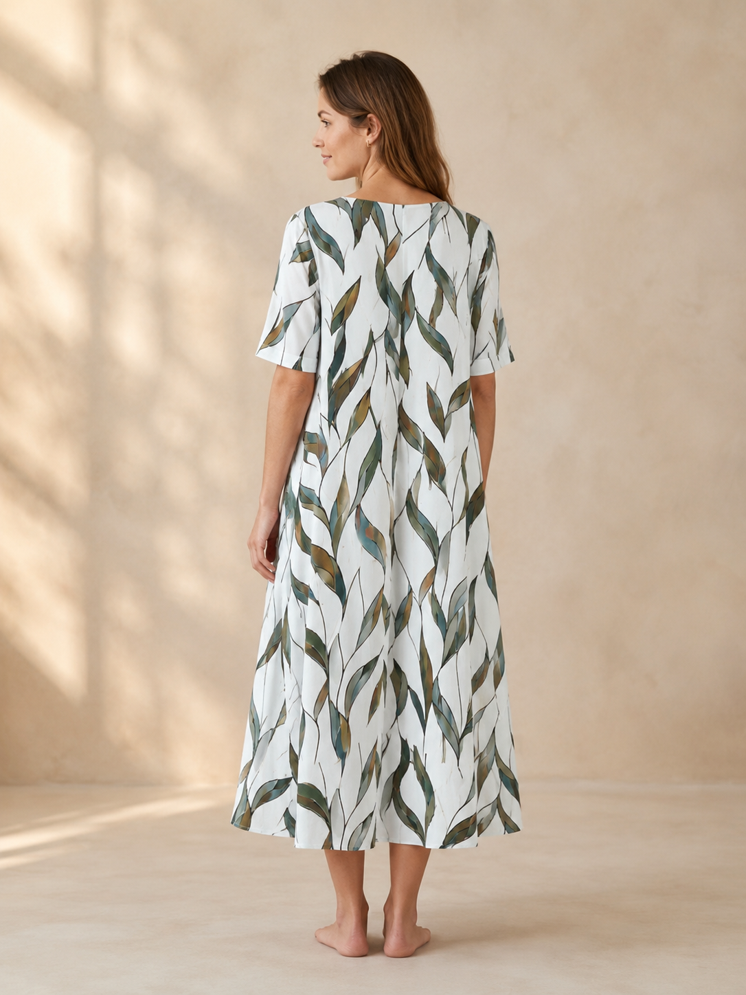 Vestido midi fluido con estampado floral