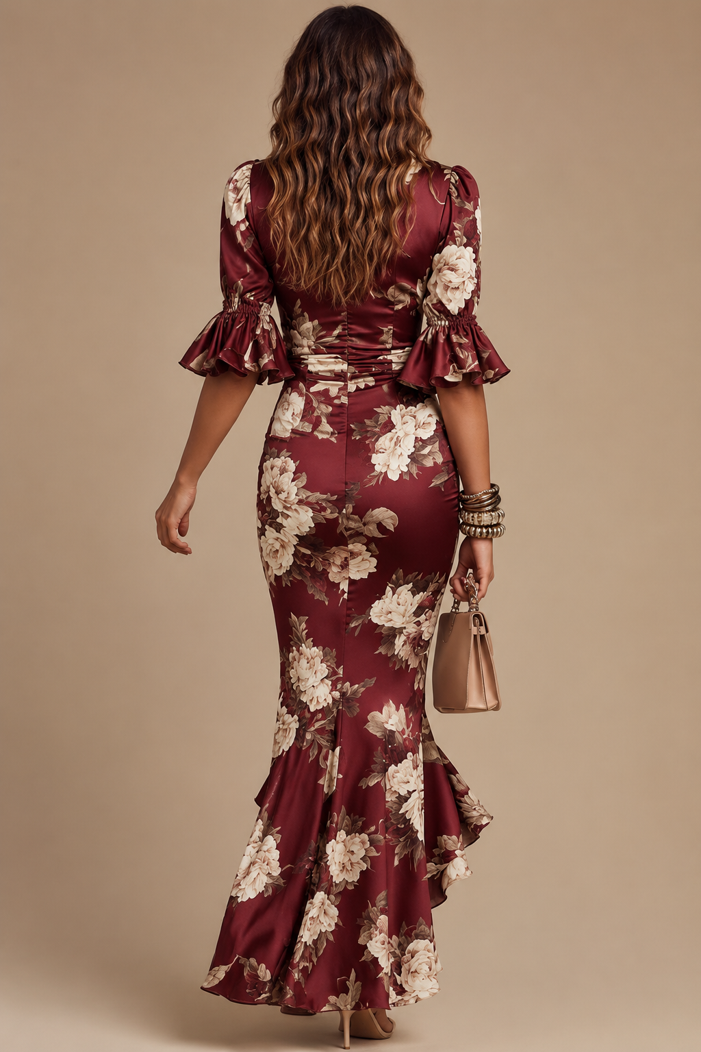 Vestido de satén largo asimétrico con estampado floral