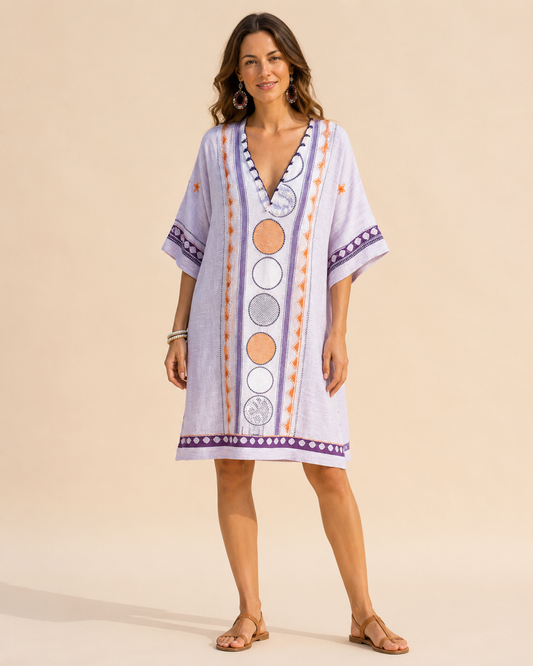 Vestido corto bordado morado