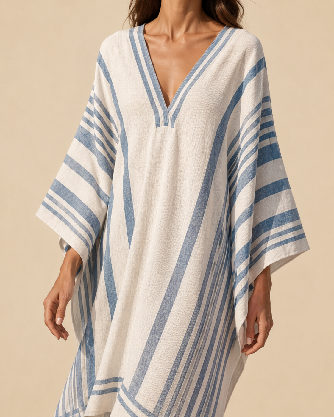 Vestido corto bordado azul y blanco