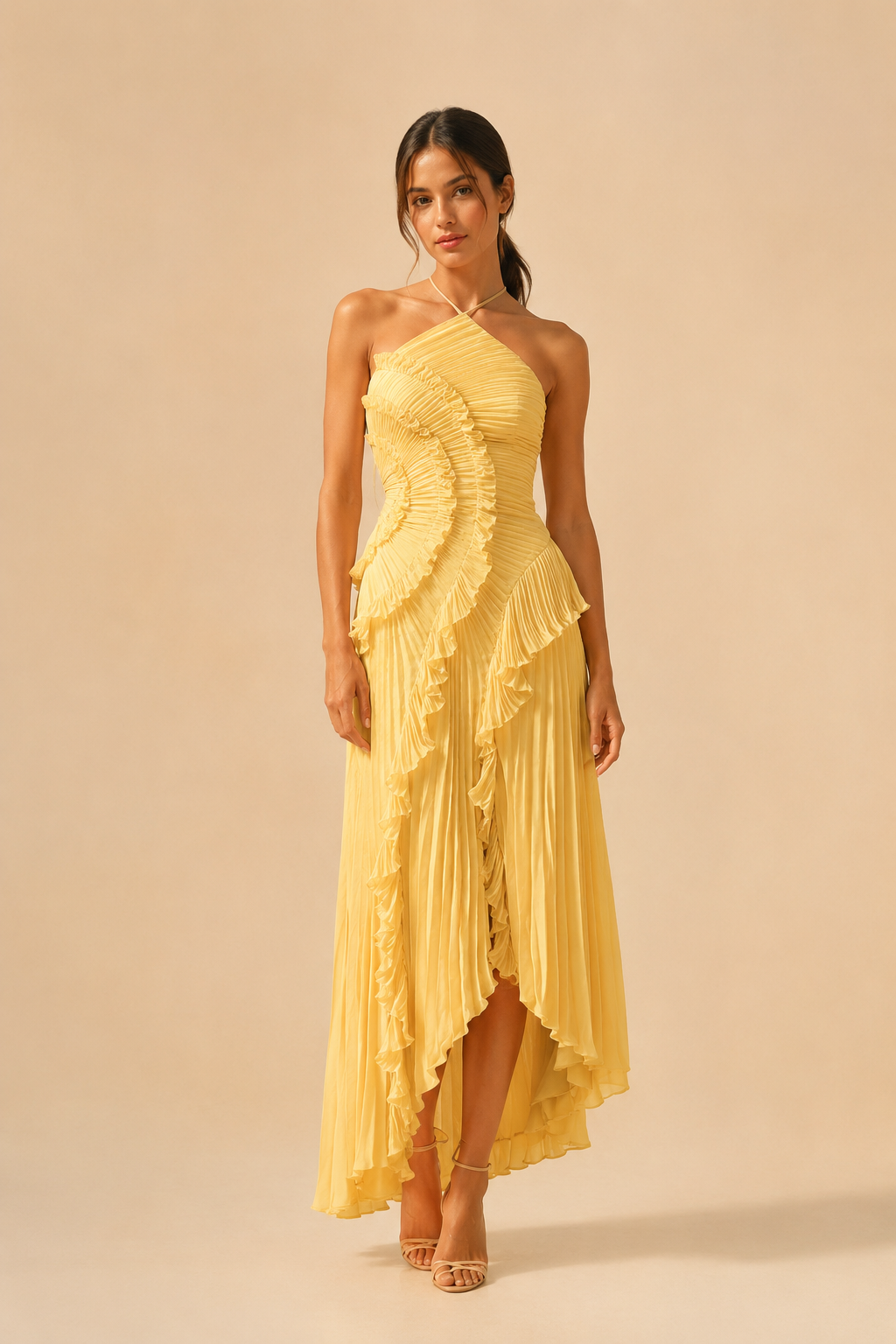 Vestido plisado con volantes