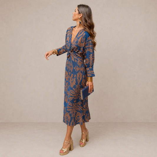 Vestido midi estampado con nudo delantero