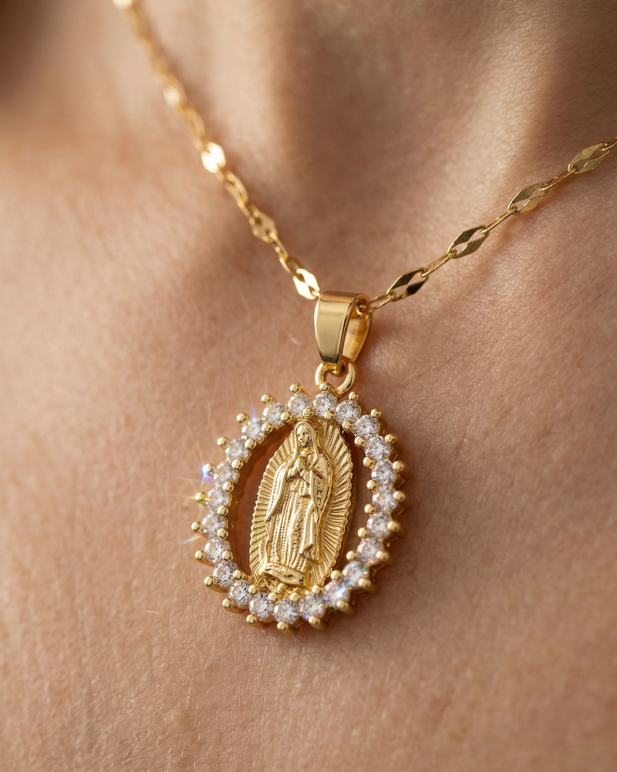 Collar de la Virgen Milagrosa