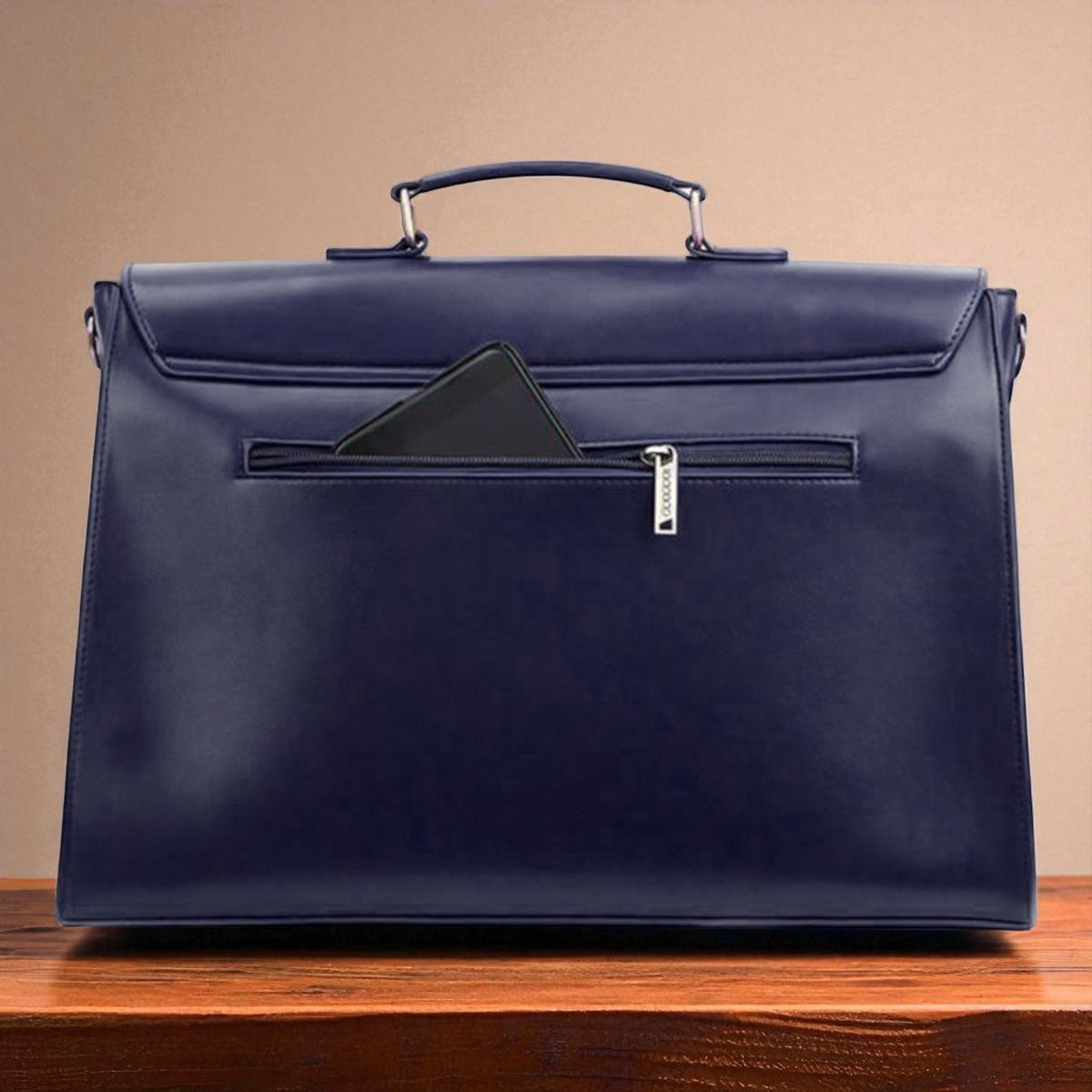 Bolsa con flores cortadas con láser