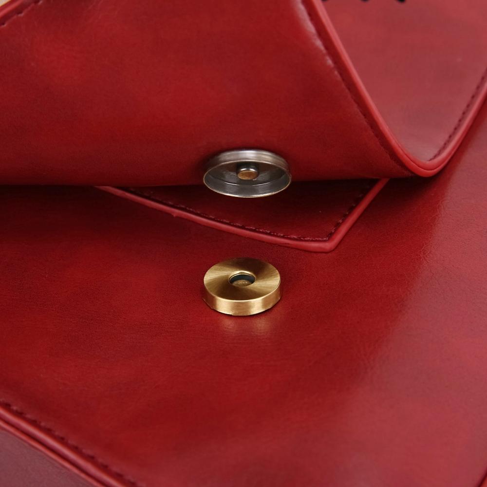 Bolsa con flores cortadas con láser