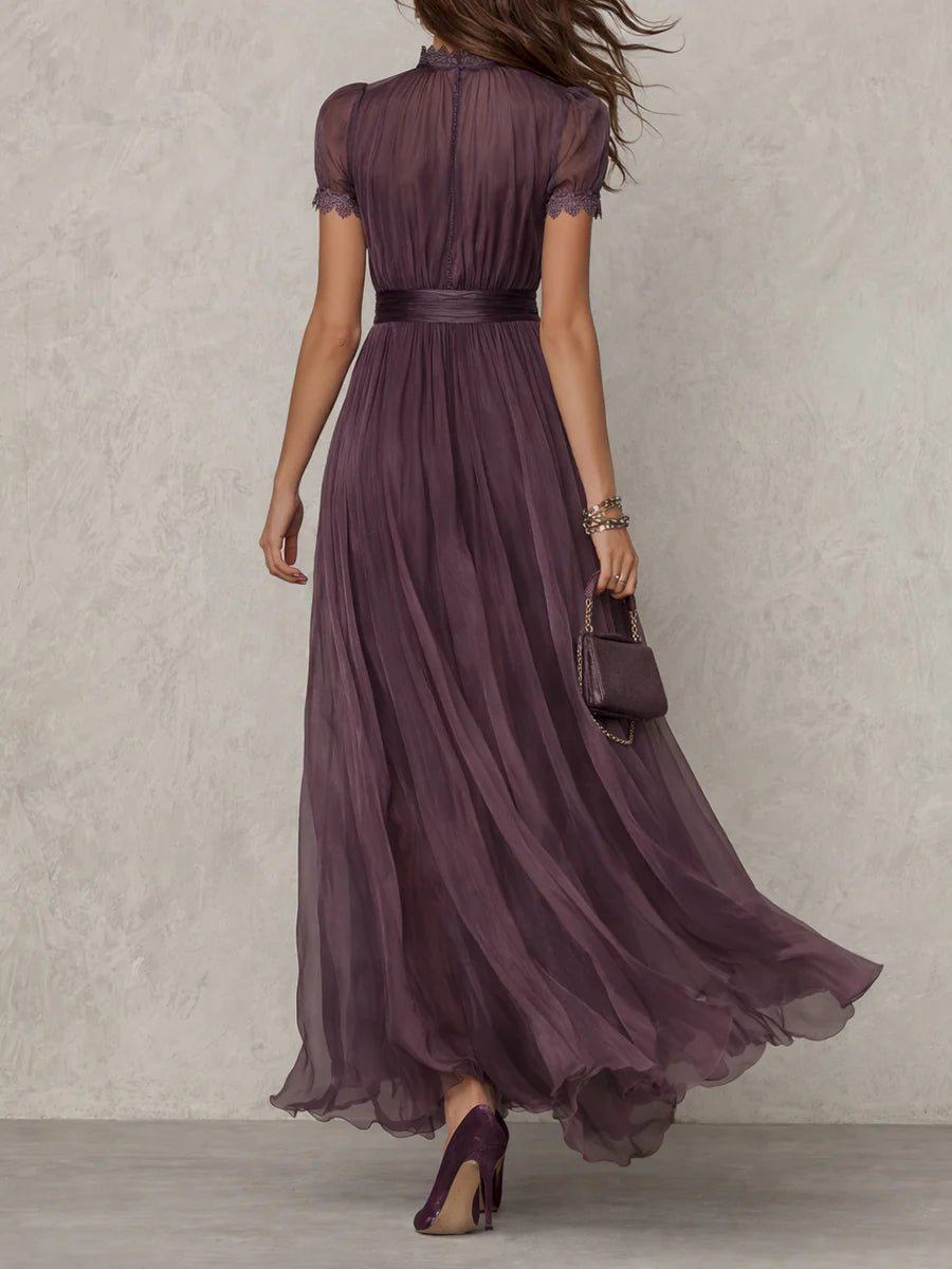 Vestido midi plisado con mangas abullonadas