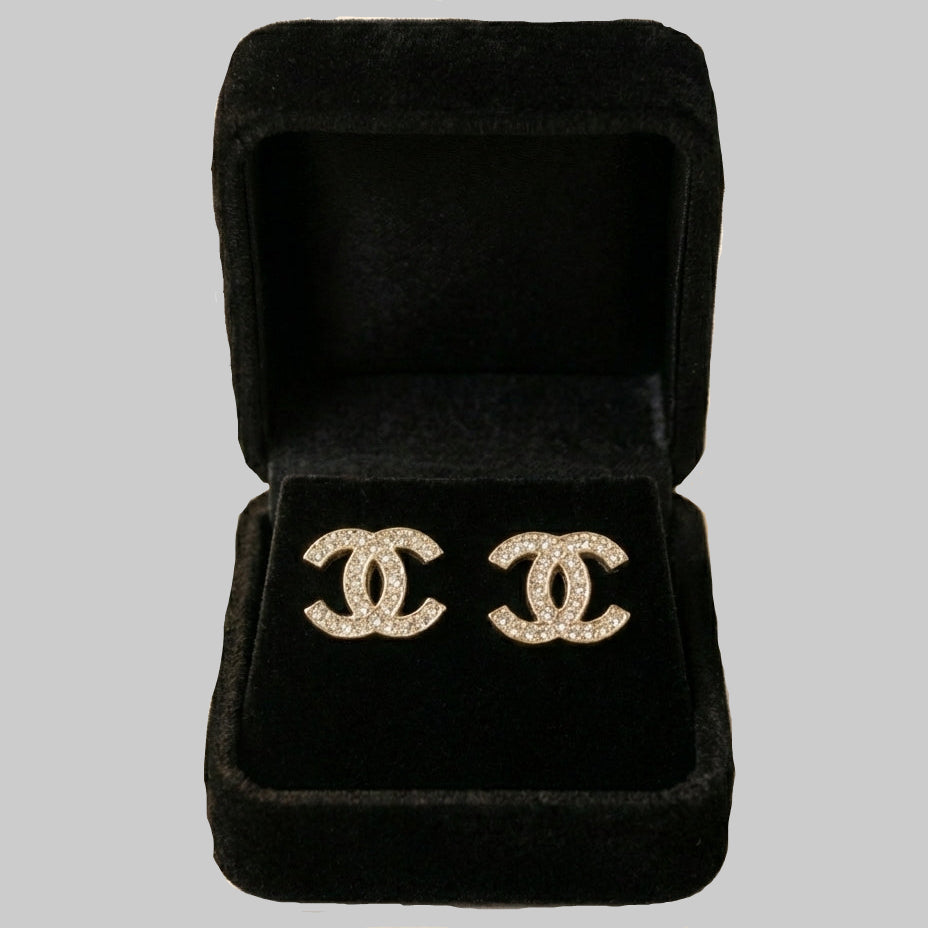 Aretes dorados