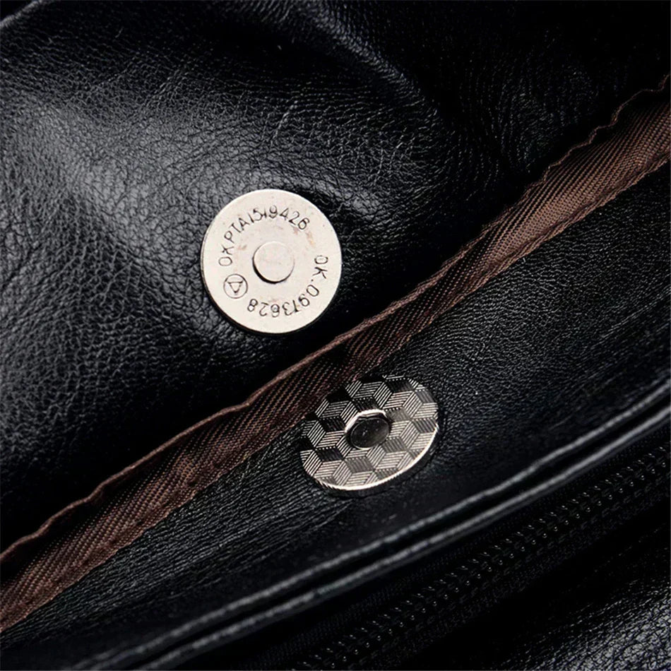 Bolsa bordada de microfibra con correa crossbody