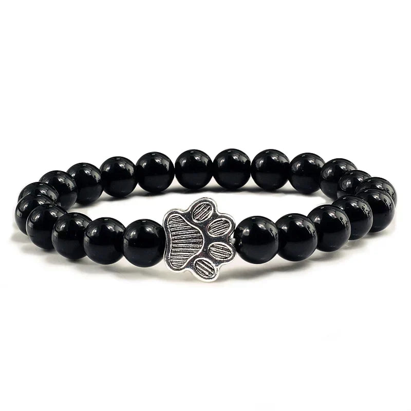 Pulsera de cuentas con encanto de pata