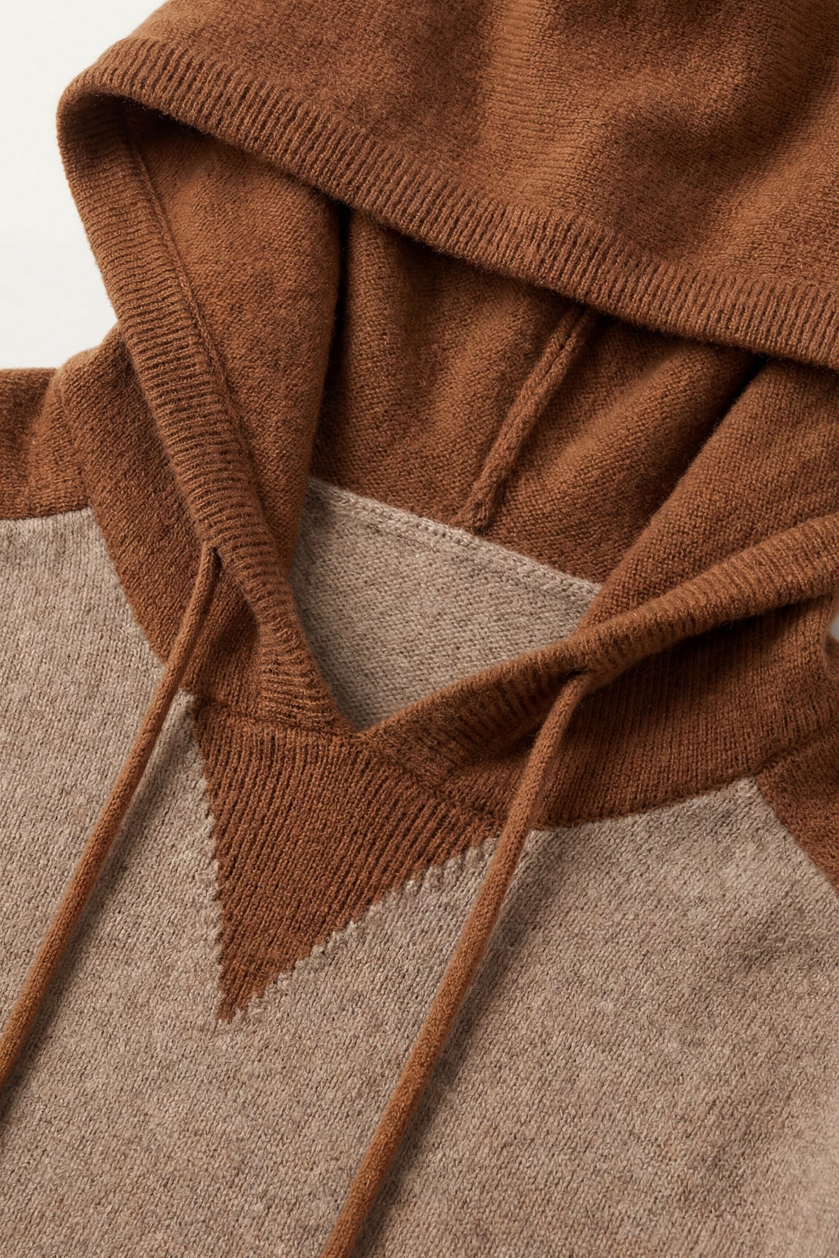 Jacquard Signature Set Beige | Hooded Knit Tracksuit