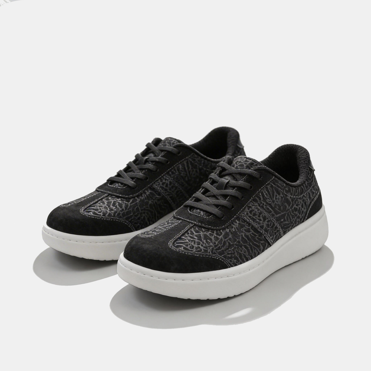 Tenis cómodos de uso diario