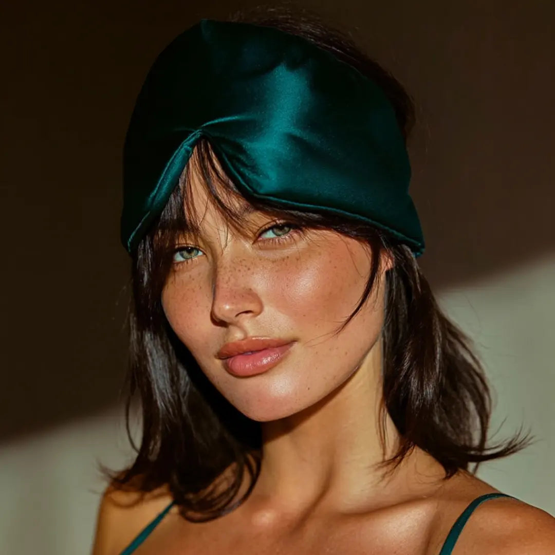 Silk Lash Sleep Mask in Green