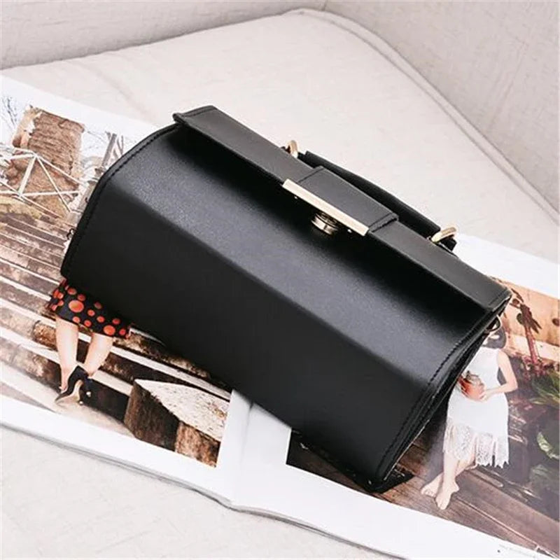 Bolsa de hombro retro de piel sintética