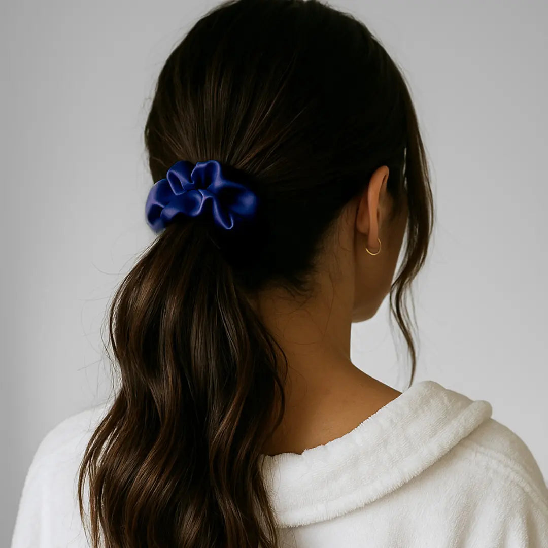 Silk Scrunchie in Navy