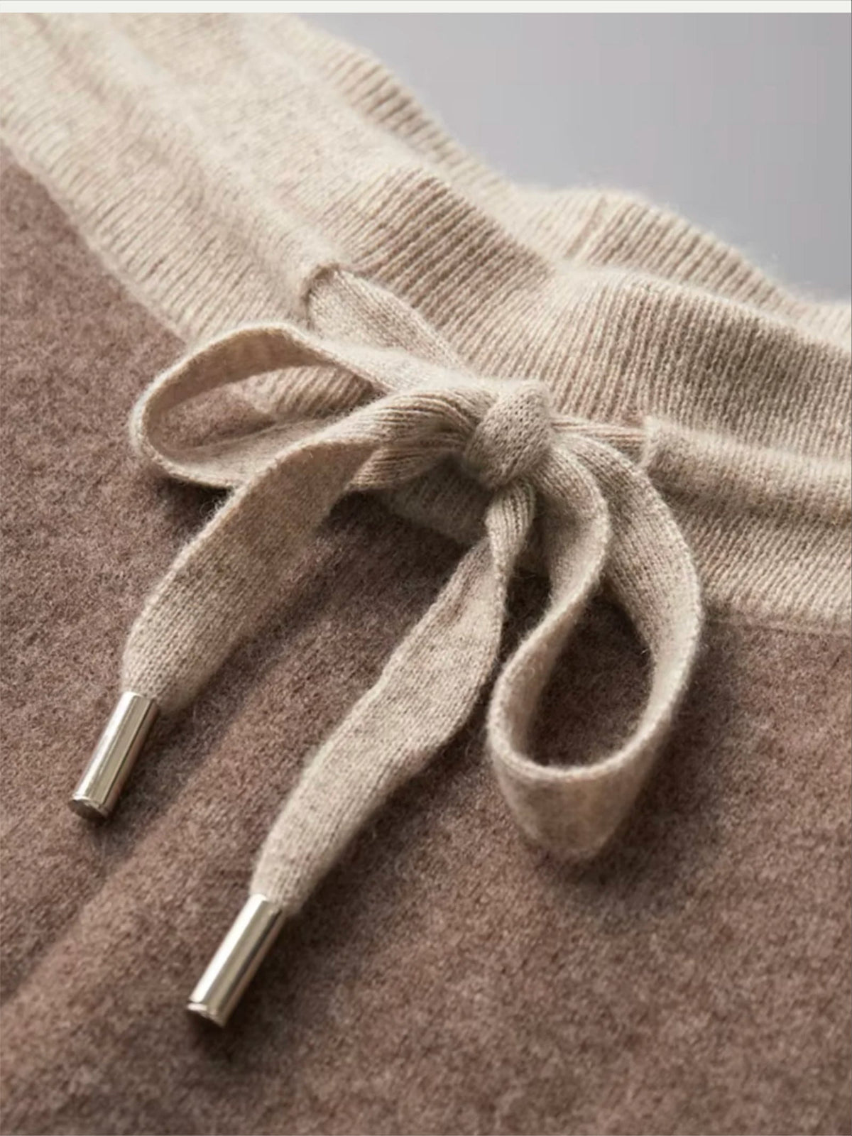 Nero Signature Set Beige | Two-Piece Knit Tracksuit