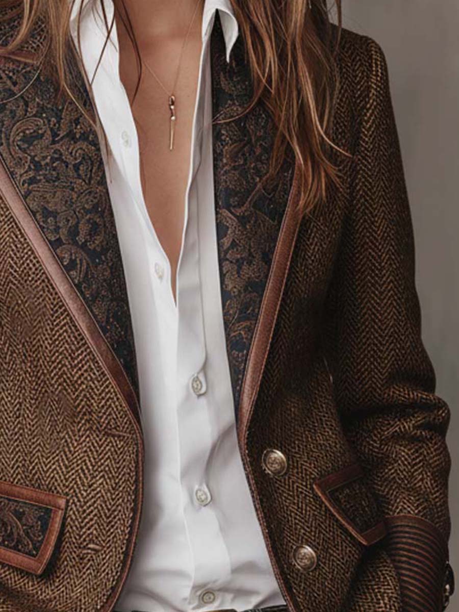 Blazer con paneles estampados en contraste
