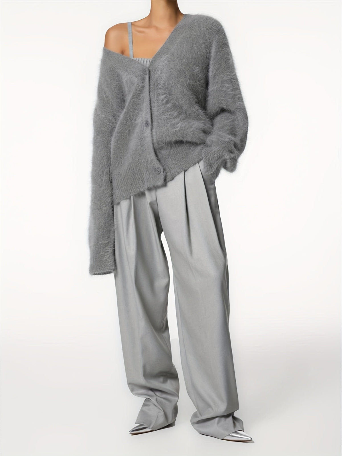 Suéter con cuello en V, gris