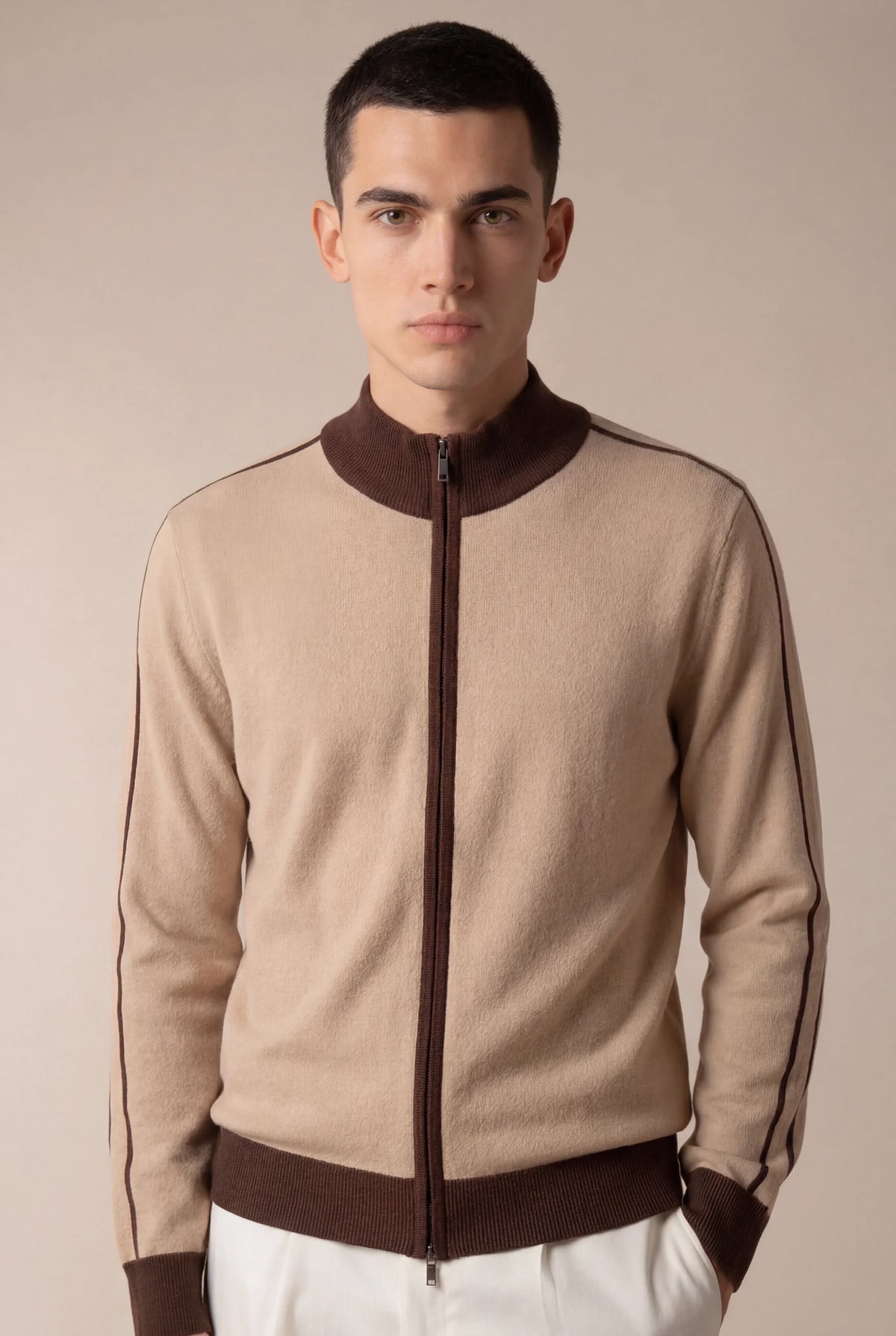 Santiono Cardigan Beige | Cashmere Button Cardigan