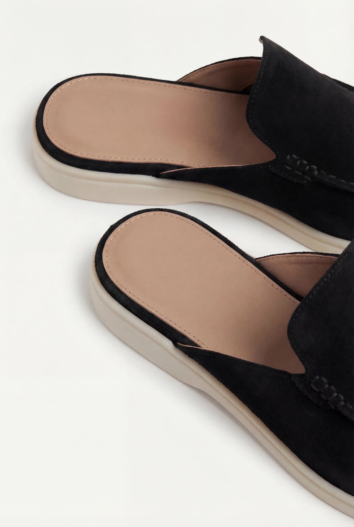 Suede Yacht Loafer Black | Slip-On Boat Loafer