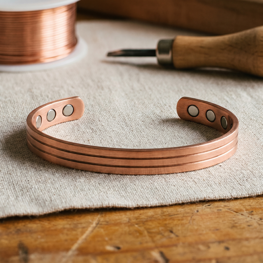 Pulsera de cobre martillado con magnete