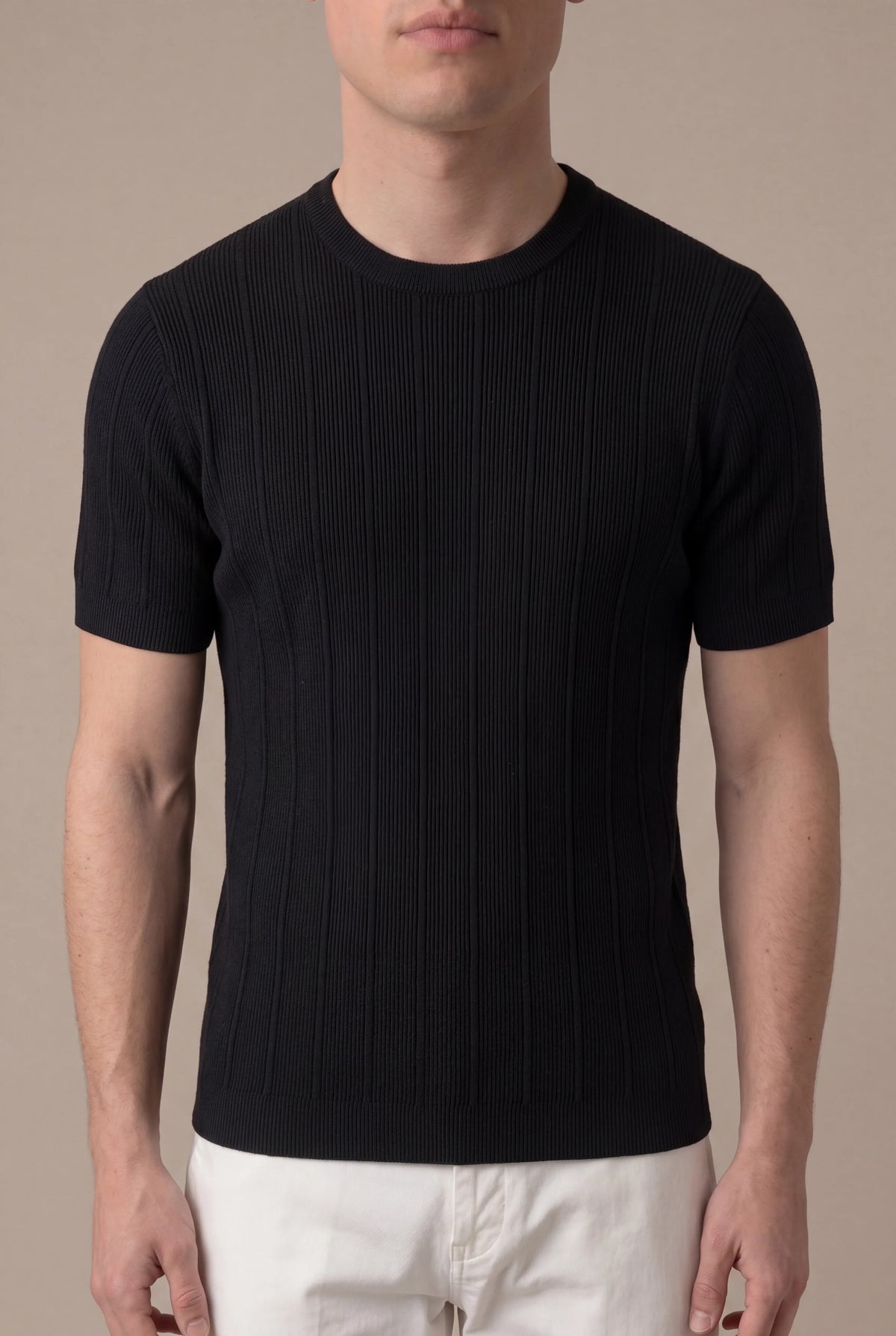 Aurelio T-Shirt Black | Elegant Essential Tee