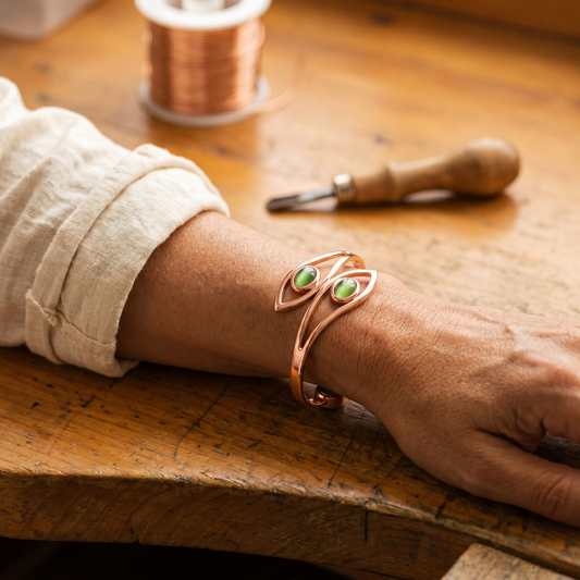 Pulsera de cobre forjado con magnete