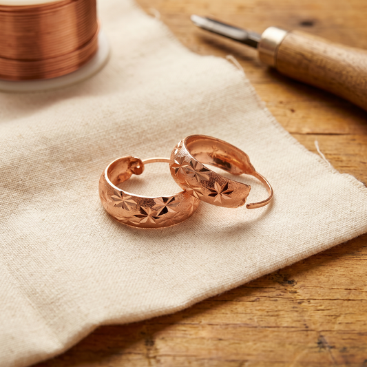 Pendientes de cobre forjado a mano