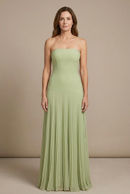 Vestido largo plisado sin tirantes