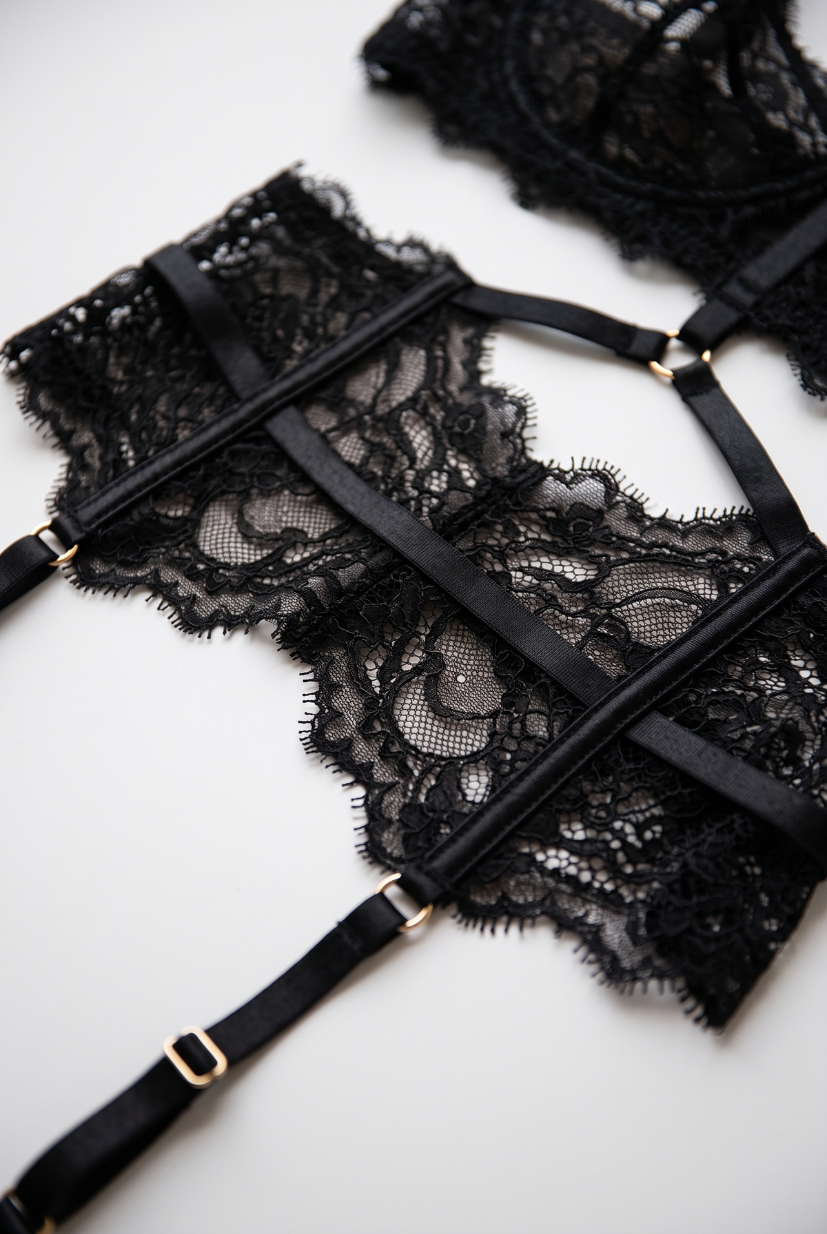Nocturne Royale | Lace Lingerie Set in Black