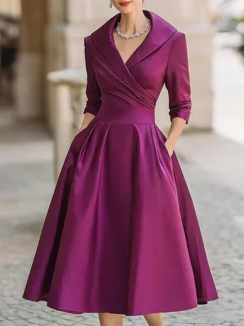 Vestido midi con cuello envolvente