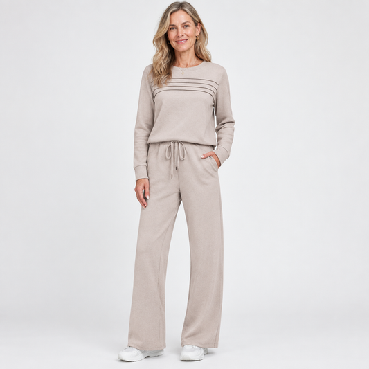 Conjunto de punto con pantalón de cordón