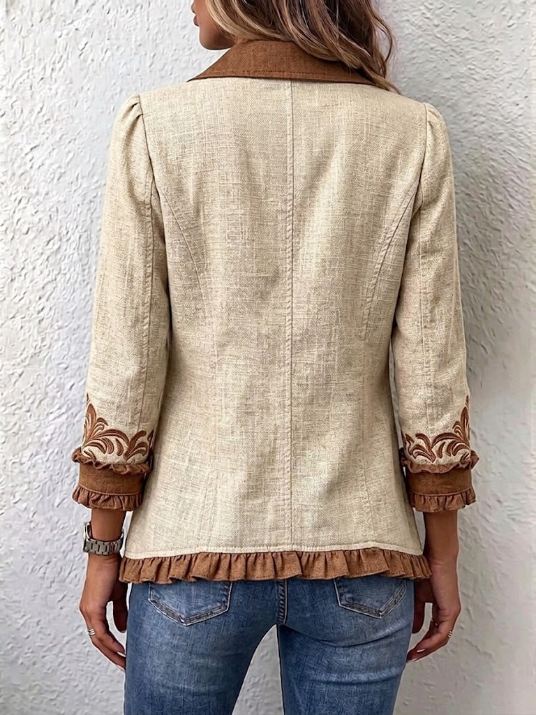 Chaqueta bordada con volantes